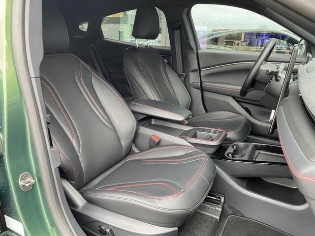 Ford MUSTANG Mach-E Extended Premium RWD 88 kWh ¤2.000,- VOORDEEL! | Blue Cruise voorbereiding | 360 canera | Voorstoelen elektrisch / Voorruit-, stoel en stuurverwarming