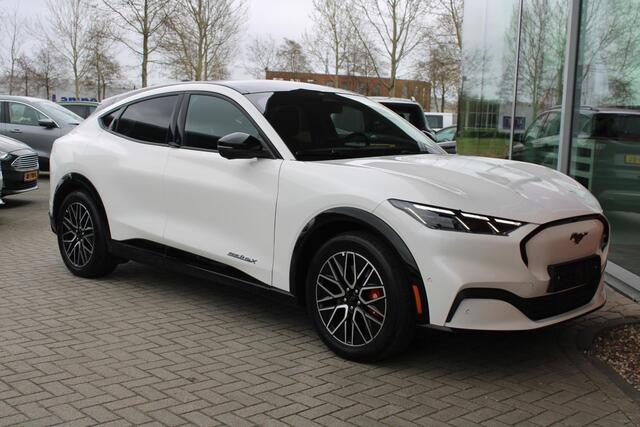 Ford MUSTANG Mach-E Extended Premium AWD 91 kWh 370pk | Technology pack + | Panoramadak