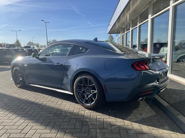 Ford MUSTANG Fastback 5.0 V8 GT Handgeschakeld EU- uitvoering