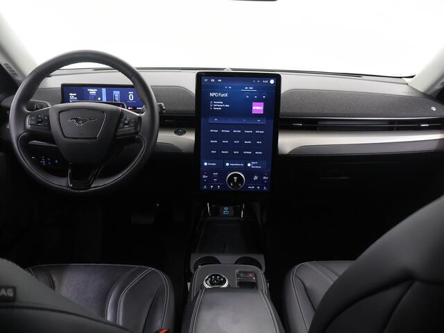 Ford MUSTANG Mach-E RWD 75 kWh | Trekhaak Afneembaar | Stoel/Stuurverwarming | B&O | Elektr. Achterklep | Parkeercamera 360° | Cruise Control Adaptief | Dodehoekdetectie | Navigatie |