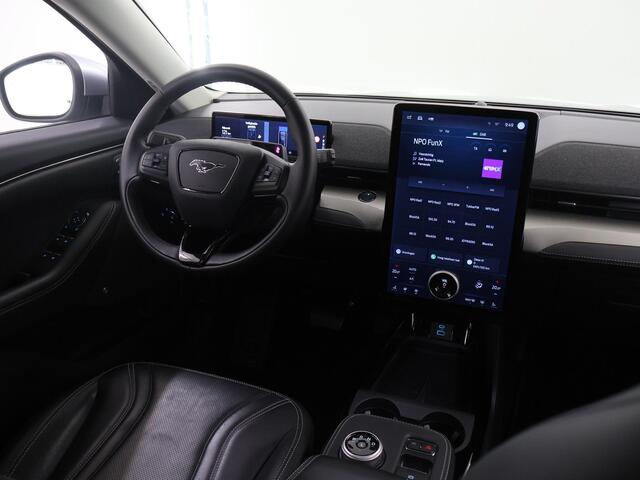 Ford MUSTANG Mach-E RWD 75 kWh | Trekhaak Afneembaar | Stoel/Stuurverwarming | B&O | Elektr. Achterklep | Parkeercamera 360° | Cruise Control Adaptief | Dodehoekdetectie | Navigatie |