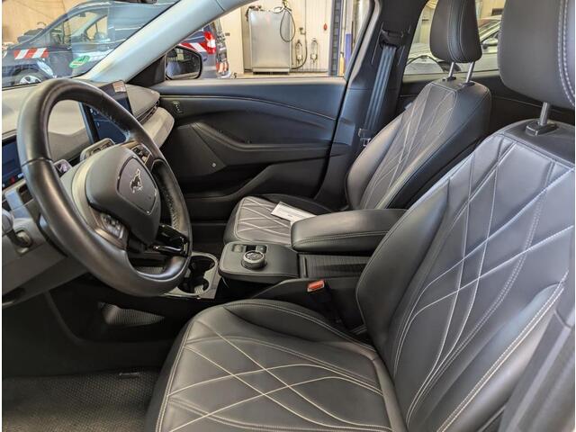 Ford MUSTANG Mach-E Extended RWD 98 kWh | 66.000 KM | Volledig Lederen Interieur | Technology Pack | WORDT VERWACHT!