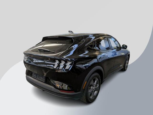 Ford MUSTANG Mach-E Extended RWD 98 kWh | 29.500 KM | Trekhaak | Panorama - Dak | Technology Pack | WORDT VERWACHT!