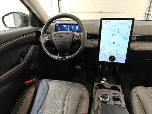 Ford MUSTANG Mach-E Standard RWD 73 kWh | 55.000 KM | Technology Pack | Bang & Olufsen | Panorama Dak | WORDT VERWACHT!