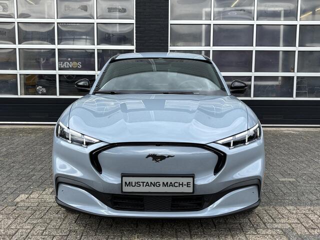 Ford MUSTANG Mach-E Extended Premium RWD 88 kWh | 360 camera | Leder | B&O Audio | Elekt. bestuurderstoel + memory | Navigatie | Draadloos Carplay & Android Auto | Elektr. Achterklep |