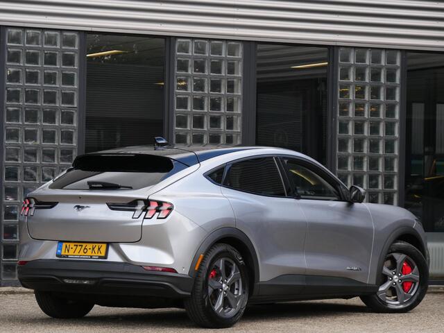 Ford MUSTANG Mach-E EXTENDED RWD 98kWh/ TECHNOLOGY PACK PLUS/ ALL-SEASON BANDEN/ SOH 93%