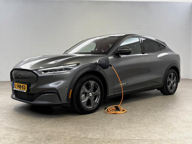 Ford MUSTANG Mach-E Extended RWD 98 kWh | Snelladen | SOH 92% | SecuriCode | Pano | Memory | B&O | Virtual | 360°