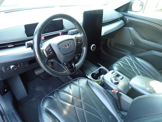 Ford MUSTANG Mach-E RWD 75 kWh / SOH 92% / CARPLAY / 360°CAMERA / STOEL-STUURVERWARMING