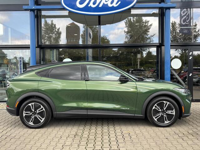 Ford MUSTANG Mach-E RWD 75 kWh ¤2.000,- Ford Voordeel! | Direct uit voorraad leverbaar