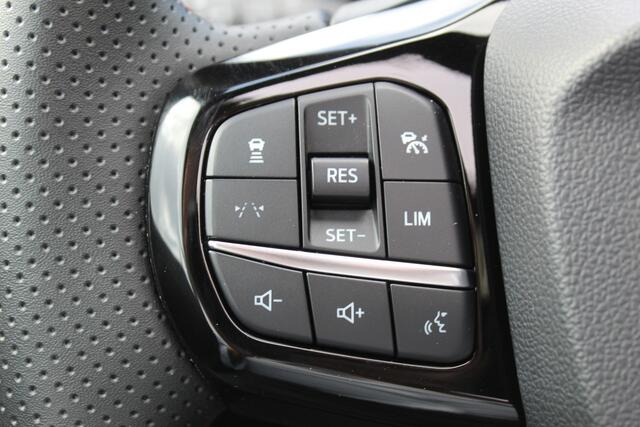 Ford PUMA 1.0 EcoBoost Hybrid ST-Line X , Unieke Auto veel comfort Panoramadak , Camera rondom, Trekhaak , Navigatie Winter pack , Climate control , B en O audio surround