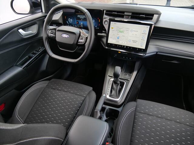 Ford PUMA 1.0 124pk EcoBoost Hybrid Titanium Automaat Navigatie / Stoelverwarming / Trekhaak