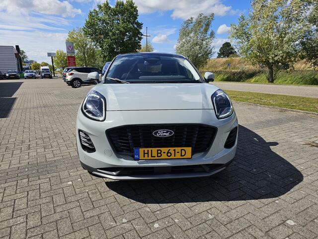 Ford PUMA 1.0 EcoBoost Hybrid Titanium