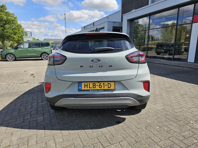 Ford PUMA 1.0 EcoBoost Hybrid Titanium