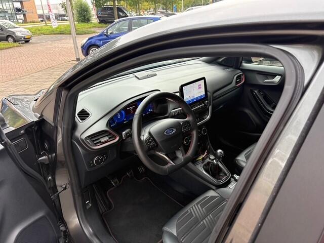 Ford PUMA 1.0 EcoBoost Hybrid Titanium X | Navi | Trekghaak | 55.861 km Dealeronderhouden