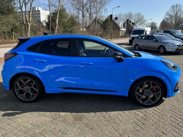 Ford PUMA 1.0 EcoBoost Hybrid ST-X 170pk Automaat | Unieke kleur "Azura Blue" |Winter Pack | AGR-stoelen | Bang&Olufsen | Camera
