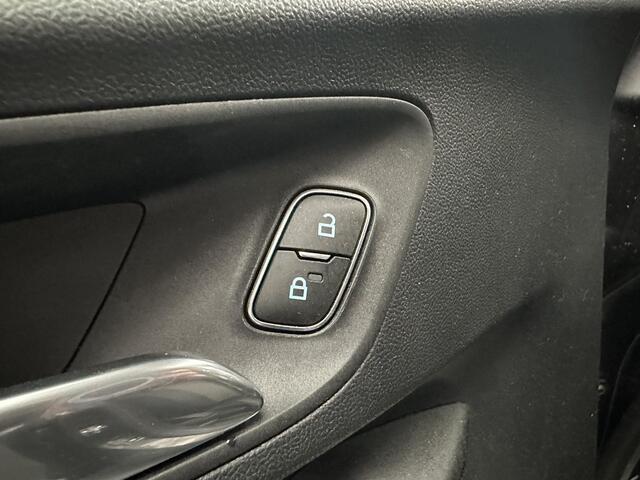 Ford PUMA 1.0 EcoBoost Hybrid Titanium X First Edition