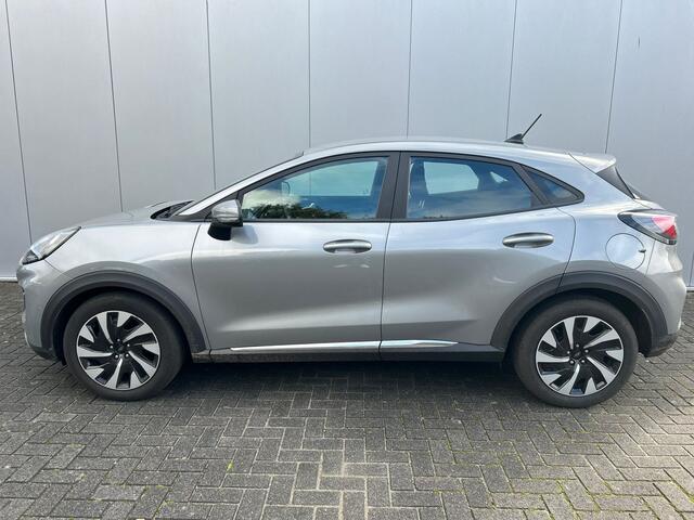 Ford PUMA EcoBoost Hybrid Titanium 125PK Orig. NL | Winterpack | Afn. Trekhaak | Clima | Camera | Cruise |