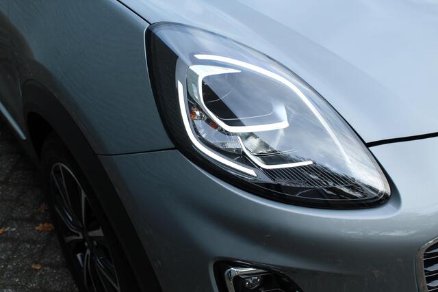 Ford PUMA 1.0 EcoBoost Hybrid Titanium