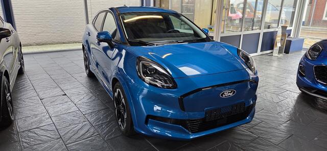 Ford PUMA Gen-E Premium 44 kWh Driver Assistance en Winterpack.
