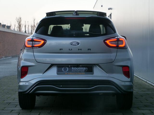 Ford PUMA 1.0 EcoBoost Mild Hybrid ST-Line 155 Pk Automaat Navi / Pano-dak / DAB / Trekhaak / Apple Carplay / Winterpakket