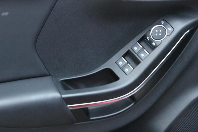 Ford PUMA 1.0 EcoBoost Hybrid ST-Line X Panorama Dak, Winter Pack, Elek Achterklep, Bliss, enz!