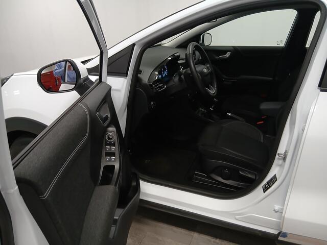 Ford PUMA 1.0 EcoBoost Hybrid Titanium Winter Pack Trekhaak en gunstige kilometerstand