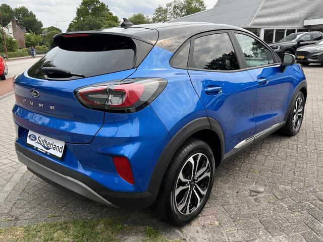 Ford PUMA 1.0 EcoBoost Hybrid Titanium 125pk | Winterpack | SYNC 3 Navigatie | Parkeersensoren achter | Contrasterend Dak |