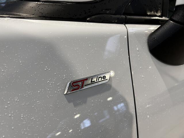 Ford PUMA EcoBoost Hybrid 155 pk ST-Line X | Trekhaak | Winter Pack | 360° Camera | B&O | Matrix LED | Adapt. cruise