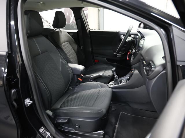 Ford PUMA 125PK Hybrid Titanium | 1ste eigenaar | Trekhaak | Winterpack | AppleCarplay/AndroidAuto | Armsteun | Climate Control | Navigatie | 17"LMV | LED lampen | Isofix |