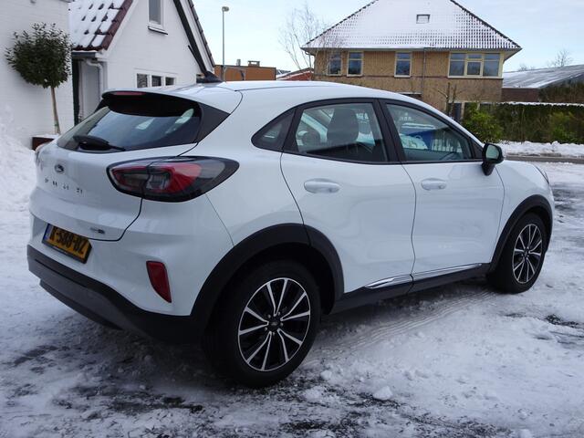 Ford PUMA 1.0 EcoBoost Hybrid Titanium Automatische airco, cruise controle, parkeersensoren, stoelverwarming, stuurverwarming, navigatie, apple carplay, android auto, licht metalen velgen, enz.