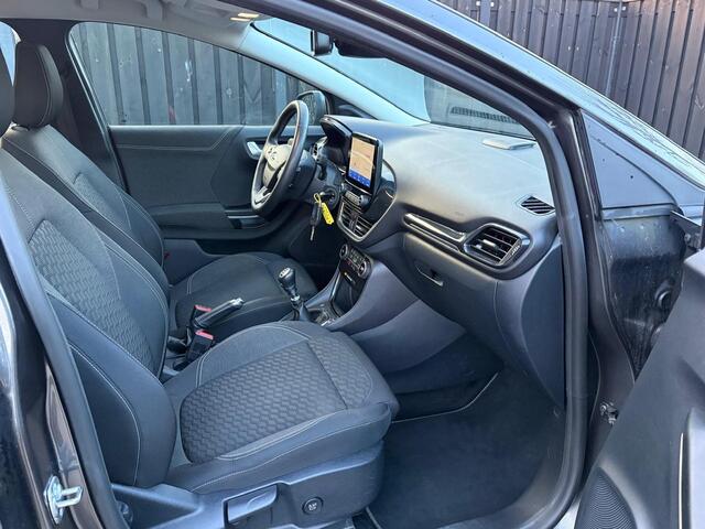 Ford PUMA 1.0 EcoBoost Hybrid Titanium X