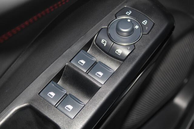 Ford PUMA 1.0-125pk EcoBoost Mild-Hybrid ST-Line. Mooie luxe hoogzitter ! Slechts 9.900km ! Autm. airco, adapt. cruise control, stoel-, stuur- en voorraamverw., navigatie, telefoonvoorb., LM wielen, elektr. achterklep, LED verl., camera 360gr, pdc v+a etc.