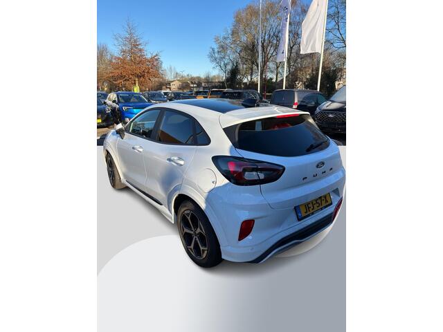 Ford PUMA 1.0 EcoBoost Hybrid ST-Line X 125pk Automaat | Adaptieve Cruise | | Panorama dak | 360 graden Camera's | Winterpack | Full LED