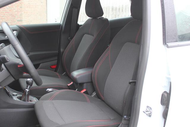 Ford PUMA 1.0 EcoBoost Hybrid ST-Line Winter Pack, Cuise, PDC, Navi, Carplay, 100% Dealer auto