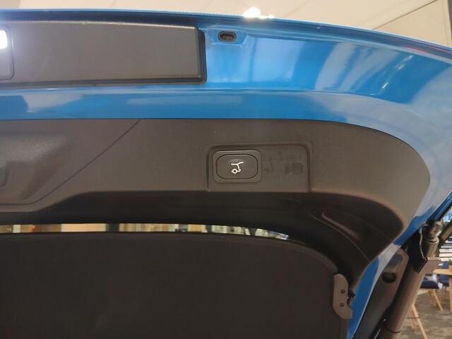 Ford PUMA Gen-E Premium 44 kWh *Driver Assistance Pack* Winter Pack* Panoramadak* Voorraad leverbaar ¤3000,- Ford Voordeel