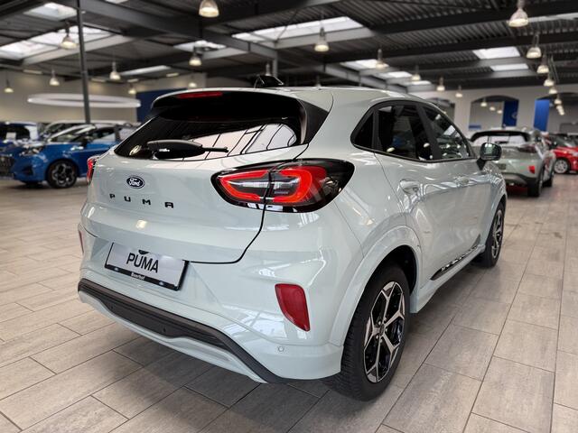 Ford PUMA EcoBoost 155 pk Hybrid ST-Line | Trekhaak | Winter Pack | Adapt. Cruise | 360 Camera | El. a. klep | 4 seiz. banden | LED | fabr. gar. tm 2029