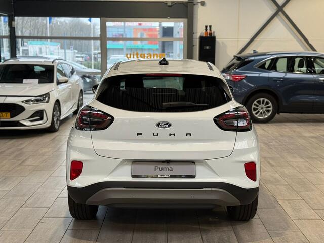 Ford PUMA EcoBoost Hybrid 125pk Titanium | Elek achterklep | Winterpack | Adapt. Cruise | Dodehoek detectie | 360 Camera |Fabr. Gar. t/m 04-2029
