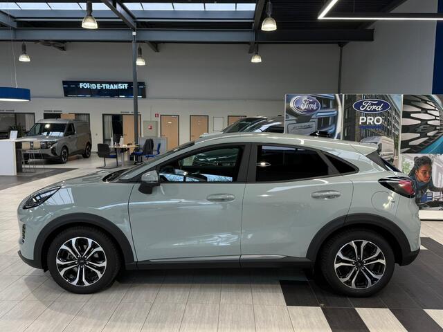 Ford PUMA EcoBoost Hybrid 125pk Titanium | Winterpack | Adapt. Cruise | Dodehoek detectie | 360 Camera | All-season banden | Fabr. Gar. t/m 01-2029 |