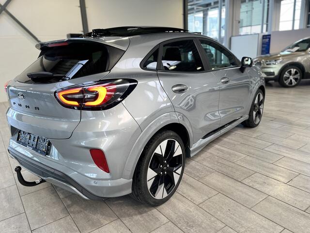 Ford PUMA EcoBoost 155 pk Hybrid ST-Line 19" | Trekhaak | Pano | Winter Pack | Adapt. Cruise | 360 Camera | El. a. klep | Matrix-LED |