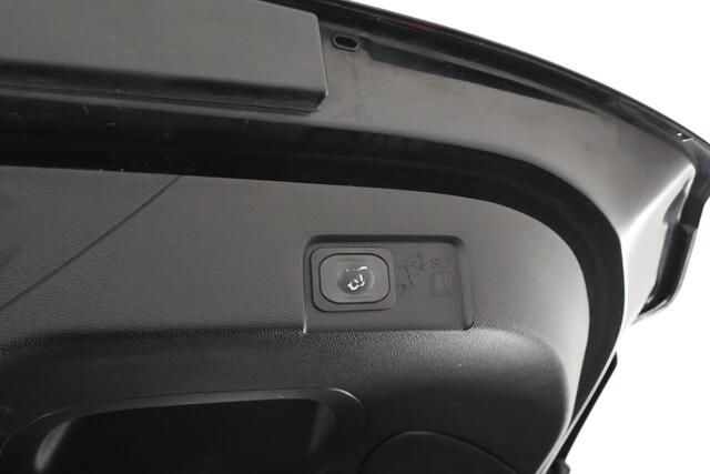 Ford PUMA 1.0 155pk Hybrid ST-Line X First Edition Trekhaak Camera B&O Stoelverwarming Keyless Navigatie