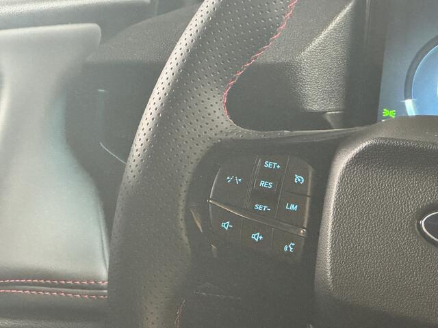 Ford PUMA 1.0 EcoBoost Hybrid ST