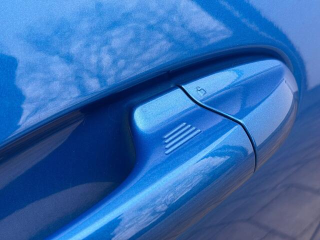 Ford PUMA EcoBoost Hybrid Titanium X | Key Less | Adaptieve Cruise | Winterpack | 100% dealer onderhouden