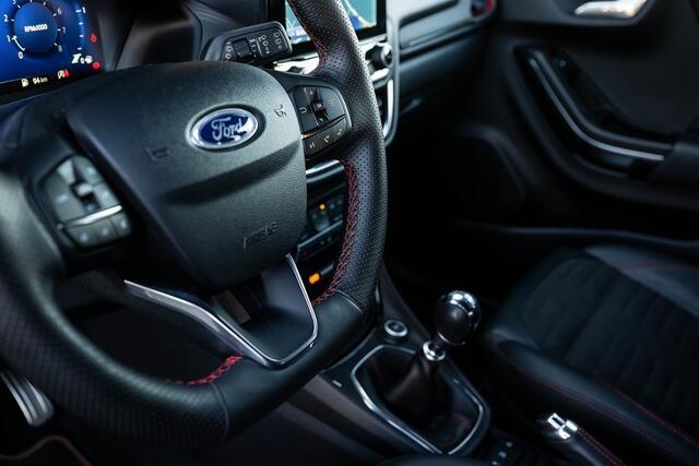 Ford PUMA 1.0 EcoBoost Hybrid ST-Line X | Bang & Olufsen | Stoelverwarming | Lane Assist | Cruise | Navi | 18 Inch