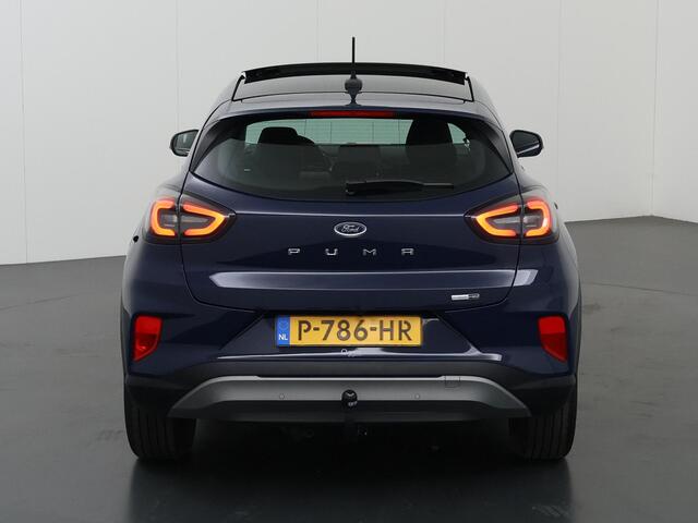 Ford PUMA 1.0 EcoBoost Hybrid Titanium | Trekhaak | Panoramadak | Winterpack | Cruise Control Adaptief | Parkeercamera | Climate Control |