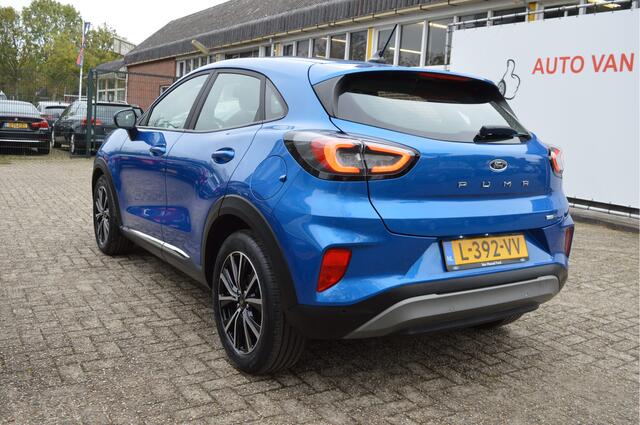 Ford PUMA 124PK EcoBoost Hybrid Titanium NL-Auto / Winterpakket / Led verl. / Apple,android / Navi