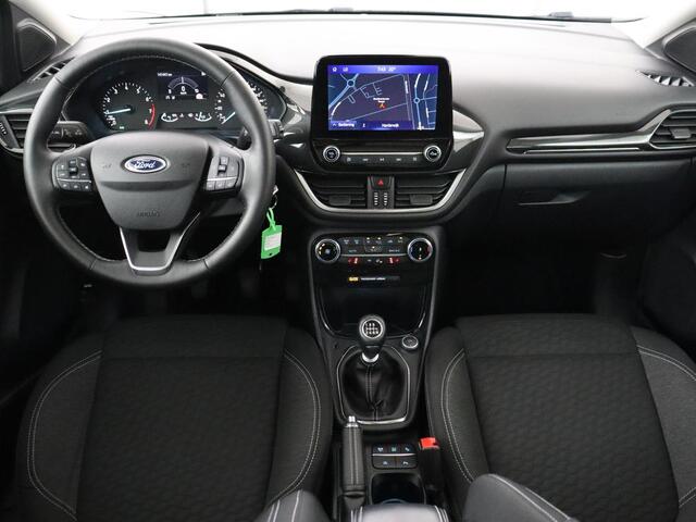 Ford PUMA 1.0 EcoBoost Hybrid Titanium | Panoramadak | Stoelverwarming | Adaptive cruise | Camera | Carplay | Full LED | Stuurverwarming | Side Assist | Navigatie | Parkeerhulp | Climate control