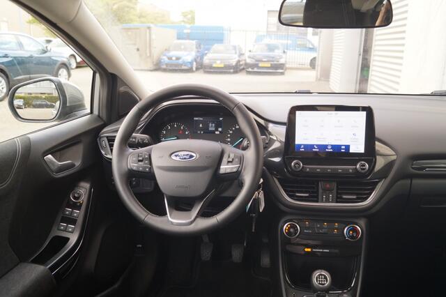 Ford PUMA 1.0 EcoBoost 124pk Hybrid Titanium -NAVI-PDC-CAM-LMV-