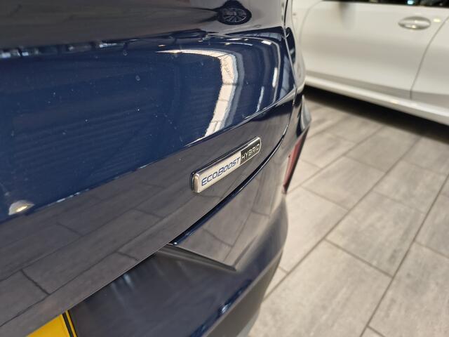 Ford PUMA EcoBoost Hybrid 125 pk Titanium | Navi | Cruise | PDC | LED | 1e eig. | 100% dealer onderh. | slechts 27500 km!