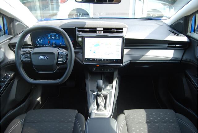 Ford PUMA 1.0 EcoBoost Hybrid 155PK Titanium Automaat CAMERA V+A| ADAPTIEF CRUISE | WINTERPACK | BLIS/DODEHOEK SENSOR | All Season
