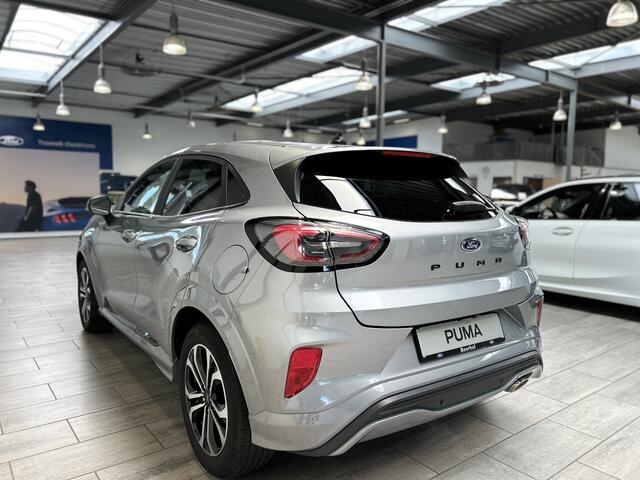 Ford PUMA EcoBoost Hybrid 125pk ST-Line | Winterpack | Adapt. Cruise | Camera | Apple carplay / Android auto | Climate control |